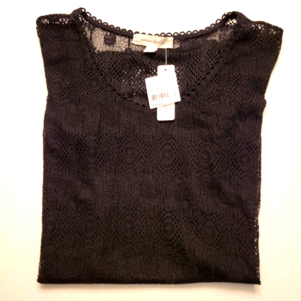 NWT PAINTED THREADS hi-low  LACE TOP
